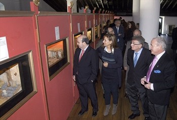 Un momento de la visita al museo (Foto: Ayto.de Jerez)