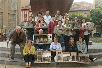 Foto de grupo de los asistentes al cursillo